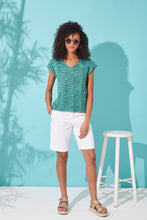 Load image into Gallery viewer, King Cole Double Knitting Pattern - Ladies Tops (6129)