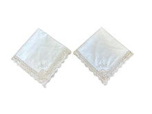 Load image into Gallery viewer, Lace Pair of Napkins Vintage 18" Square (Ecru)