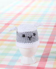 Load image into Gallery viewer, King Cole Springtime Crochet Book 1 – Spring Easter Toys &amp; Decorations