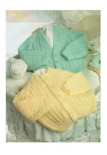 Load image into Gallery viewer, Peter Gregory Early Days Baby Outfits Knitting &amp; Crochet Booklet (EX1)