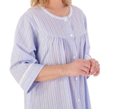 Load image into Gallery viewer, Slenderella Ladies Seersucker Stripe Robe with Poppers &amp; Yoke (2 Colours)