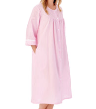 Load image into Gallery viewer, Slenderella Ladies Seersucker Stripe Robe with Poppers &amp; Yoke (2 Colours)