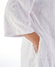 Load image into Gallery viewer, Slenderella Jacquard Floral Zip Up Towelling Dressing Gown (4 Colours)