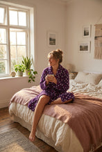 Load image into Gallery viewer, Slenderella Ladies Luxurious Star Print Soft Fleece Dressing Gown (Cream or Purple)