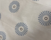 Load image into Gallery viewer, Flower Apron &amp; Tea Towel Matching Set 64cm x 81cm