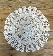 Load image into Gallery viewer, White Assorted Round Crochet Doilies - Pack of 6 (10")