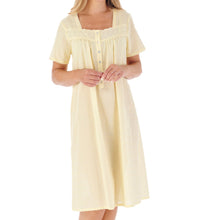 Load image into Gallery viewer, Slenderella Ladies Short Sleeve Circular Dobby Dot Cotton Nightie (3 Colours)