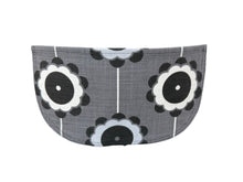 Load image into Gallery viewer, Black Flower Pinny Cotton Apron with Pocket 61cm x 79cm