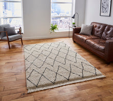Load image into Gallery viewer, Boho Moroccan Beni Ourain Diamond Pattern Shaggy Pile Rug (2 Colours)