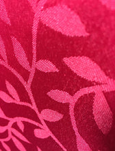 Load image into Gallery viewer, Leaf Pattern Table Runner 13&quot; x 72&quot; (6 Colours)