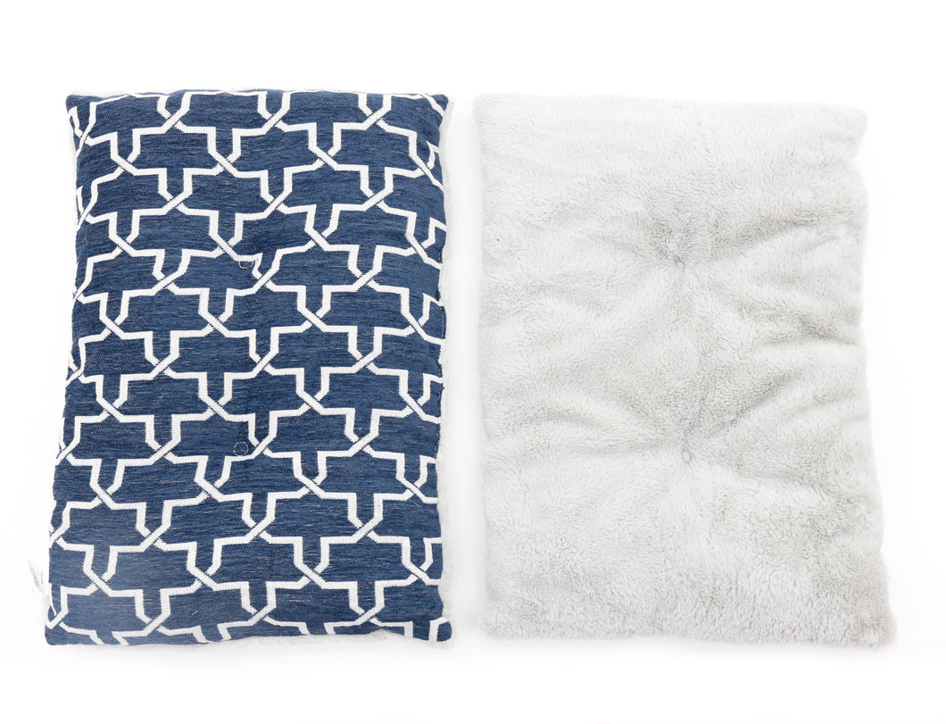 Chenille Abstract Pattern & Soft Faux Fur Pillow Bed 14