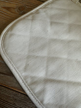 Load image into Gallery viewer, Cream Quilted Heat Protection Cotton Pot Holder - 2 Pack