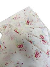 Load image into Gallery viewer, White Floral Cotton Shabby-Chic Napkins 14” x 14”