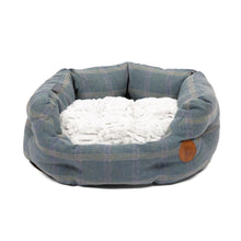 Load image into Gallery viewer, Petface Heather Tweed Oval Bed with Faux Fur Cushion (3 Sizes)