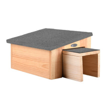 Load image into Gallery viewer, https://images.esellerpro.com/2278/I/201/869/WA53-wooden-hedgehog-house.jpg