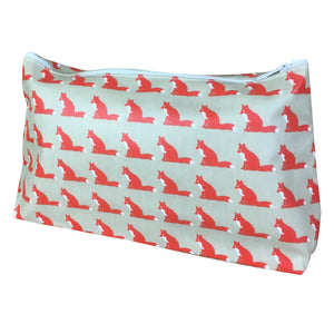 https://images.esellerpro.com/2278/I/191/133/fox-medium-zipped-bag-pouch.jpg