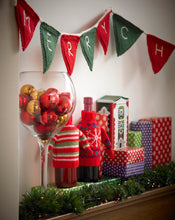 Load image into Gallery viewer, https://images.esellerpro.com/2278/I/107/088/king-cole-christmas-knits-book-1-image-4.jpg