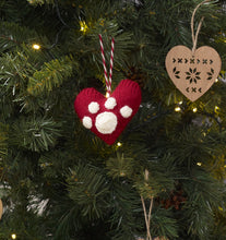 Load image into Gallery viewer, https://images.esellerpro.com/2278/I/141/294/king-cole-christmas-knits-book-5-image-10.jpg