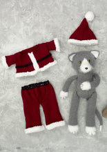 Load image into Gallery viewer, https://images.esellerpro.com/2278/I/170/142/king-cole-christmas-knits-book-6-design-10.jpg
