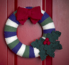Load image into Gallery viewer, https://images.esellerpro.com/2278/I/197/554/king-cole-favourite-christmas-knits-3.jpg