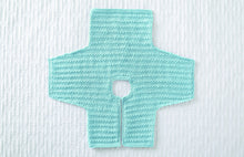 Load image into Gallery viewer, https://images.esellerpro.com/2278/I/217/356/king-cole-newborn-book-3-cardigans-booklet-9.jpg