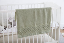 Load image into Gallery viewer, https://images.esellerpro.com/2278/I/229/270/king-cole-newborn-knits-book-4-booklet-20.jpg