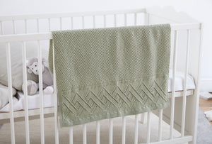 https://images.esellerpro.com/2278/I/229/270/king-cole-newborn-knits-book-4-booklet-20.jpg