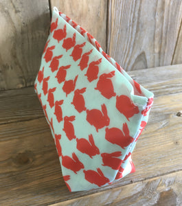 https://images.esellerpro.com/2278/I/191/153/rabbit-small-zipped-bag-pouch-close-up-2.jpg
