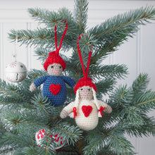 Load image into Gallery viewer, https://images.esellerpro.com/2278/I/197/184/scandinavian-crochet-book-8.jpg